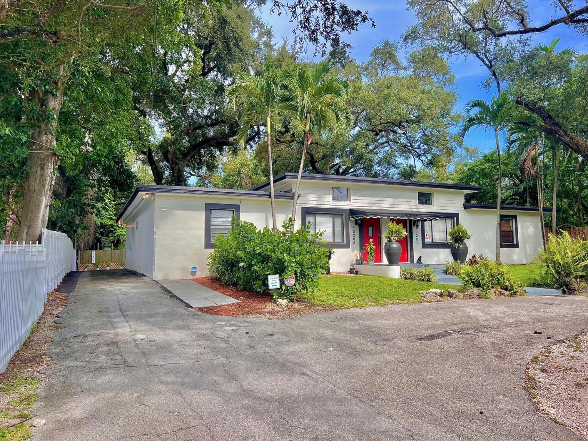 Private Guest House Miami Bagian luar foto